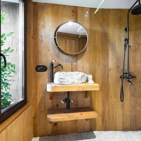 Chalet Veronica En A Guia Galicia Vigo