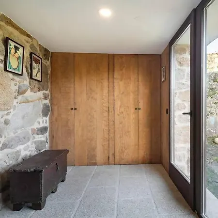 Veronica En A Guia Galicia Vigo